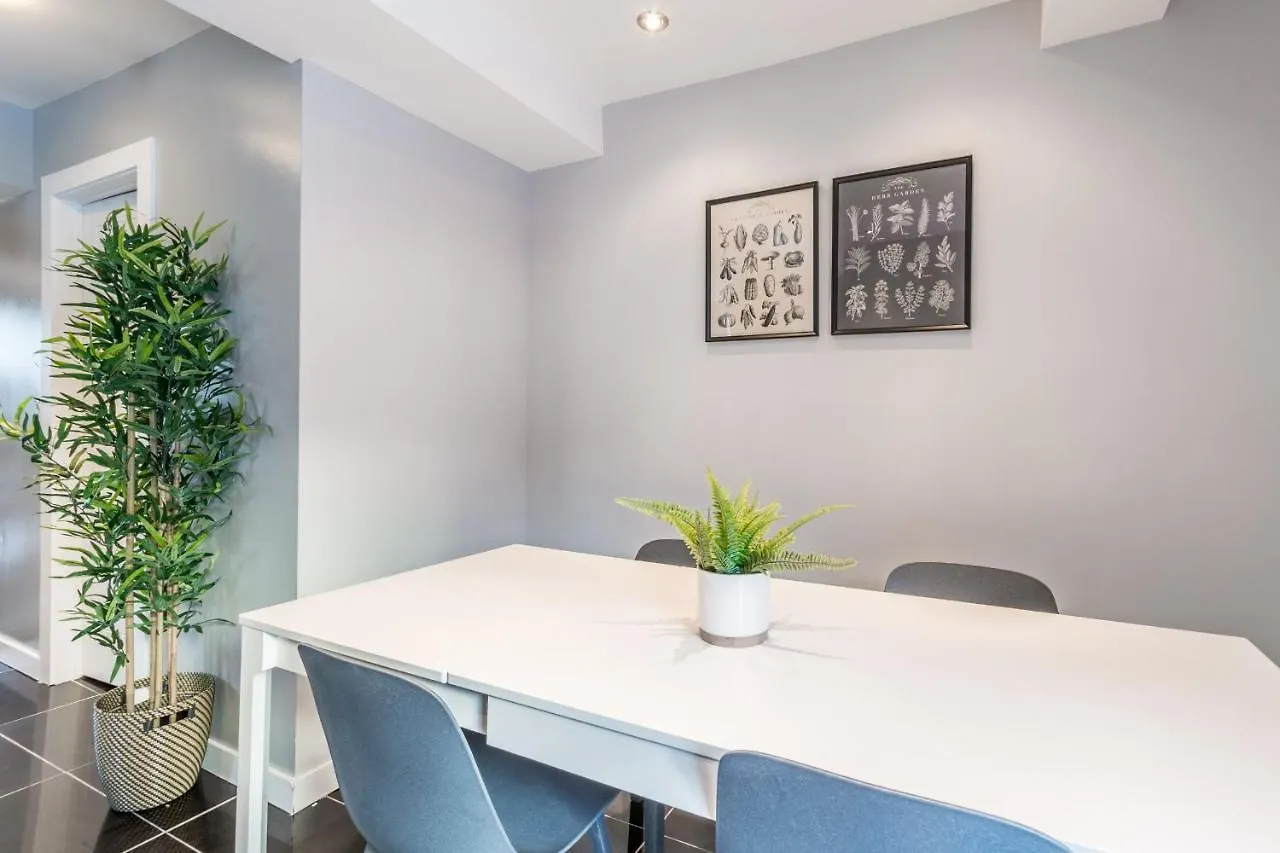 Two Bedroom Town-House 10 Min To Downtown أوتاوا